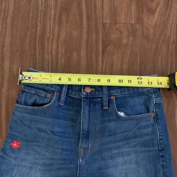 🎉 HOST PICK x2 🎉 Madewell Embroidered Flower Jeans 🌺 - Picture 6 of 7